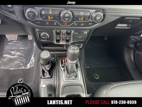 New 2026 Jeep Wrangler Unlimited Sahara image 9