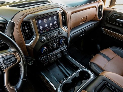 Used 2022 Chevrolet Silverado 2500 High Country w/ Safety Package II image 23