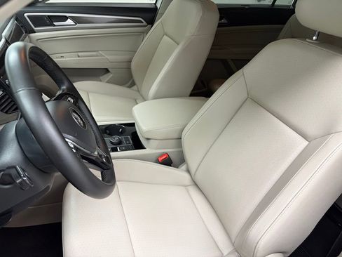 Used 2019 Volkswagen Atlas SEL R-Line image 19