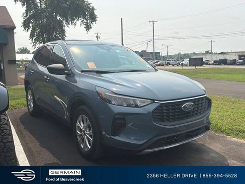 Used 2023 Ford Escape Active w/ Tech Pack #1 AWD/4WD image 1