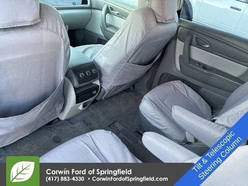 Used 2016 GMC Acadia SLE image 15