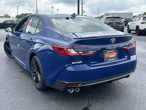 New 2026 Toyota Camry SE FWD image 5