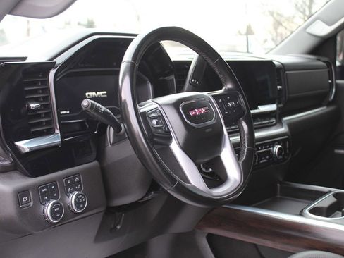 Used 2024 GMC Sierra 2500 SLT w/ SLT Convenience Package image 13