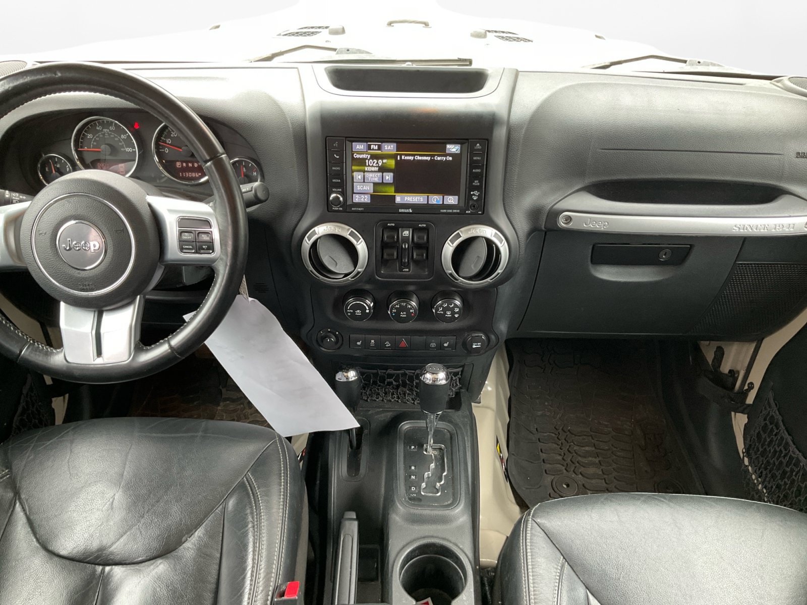 Used 2016 Jeep Wrangler Unlimited Rubicon AWD/4WD image 11