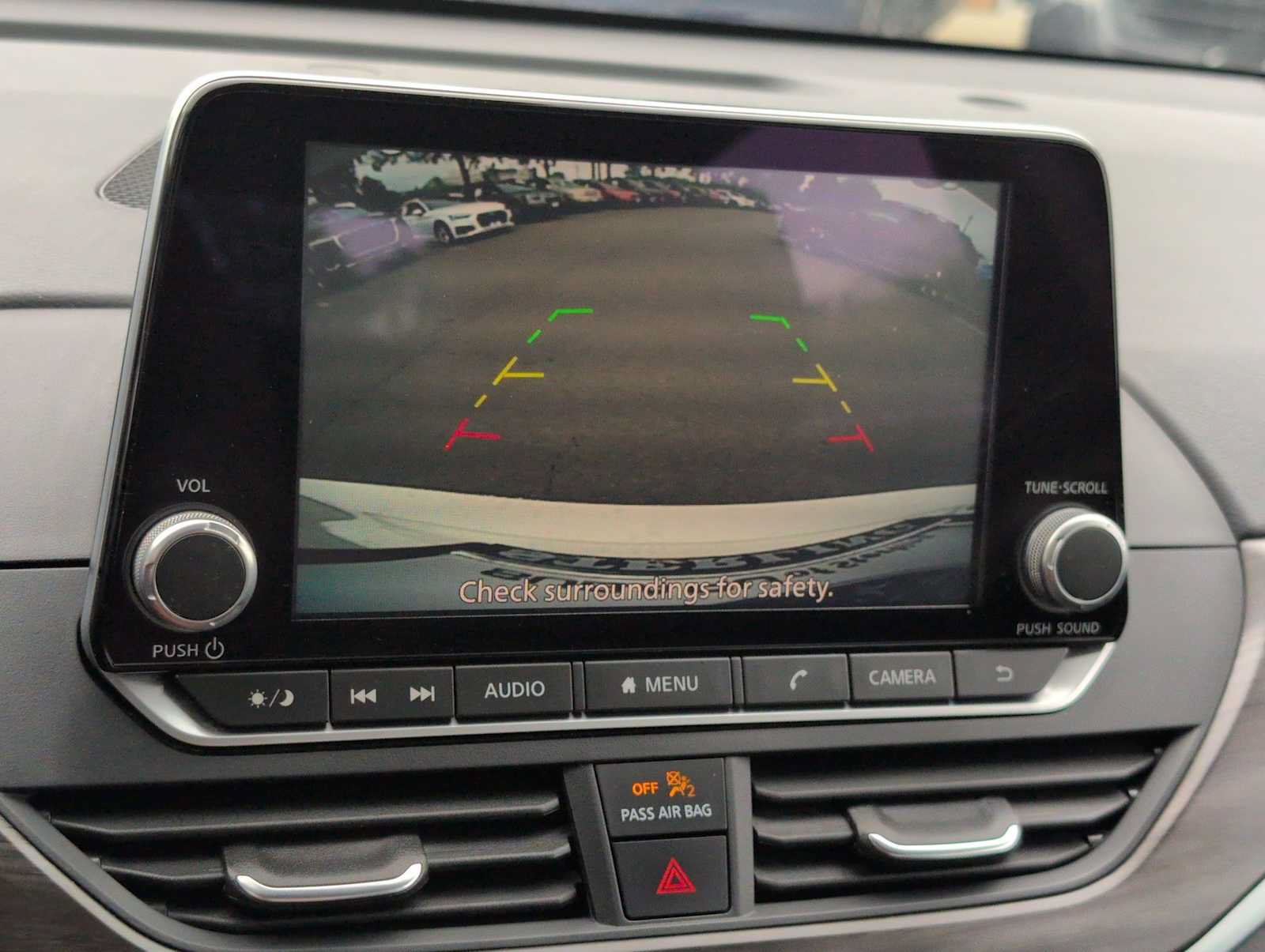 Used 2025 Nissan Altima 2.5 SV FWD image 28