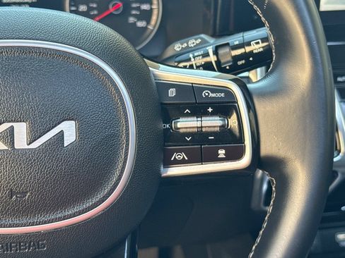 Used 2022 Kia Sorento SX AWD/4WD image 29