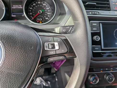 Certified 2021 Volkswagen Tiguan S FWD image 25