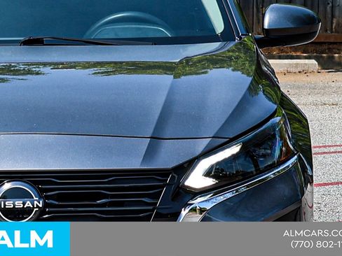 Used 2023 Nissan Altima 2.5 S FWD image 14