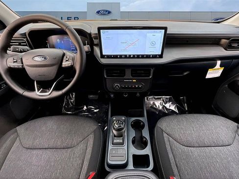 New 2026 Ford Maverick XLT image 5