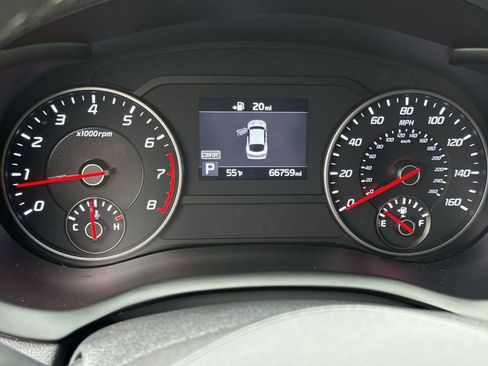 Used 2021 Kia Stinger GT-Line w/ Sun & Sound Package RWD image 10