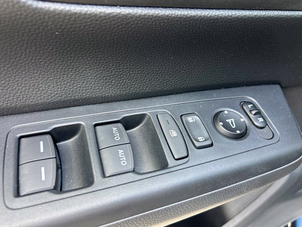 Used 2023 Honda CR-V Sport image 23