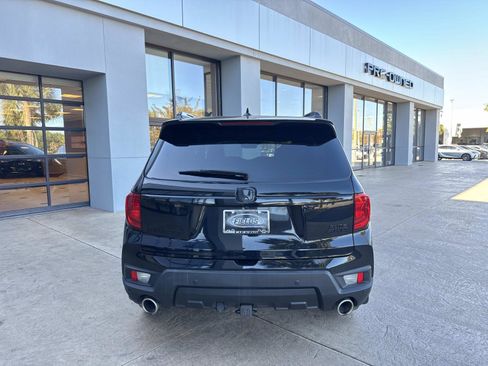 Used 2022 Honda Passport Elite image 4