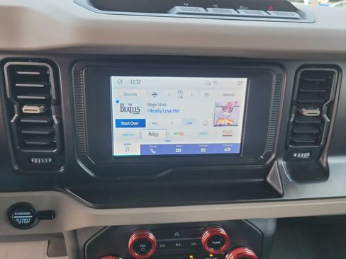 Used 2023 Ford Bronco Big Bend image 32