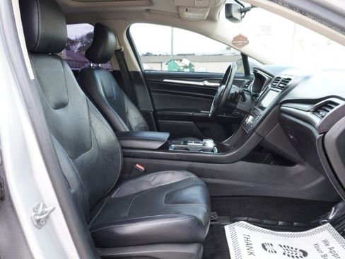 Used 2018 Ford Fusion Titanium image 7