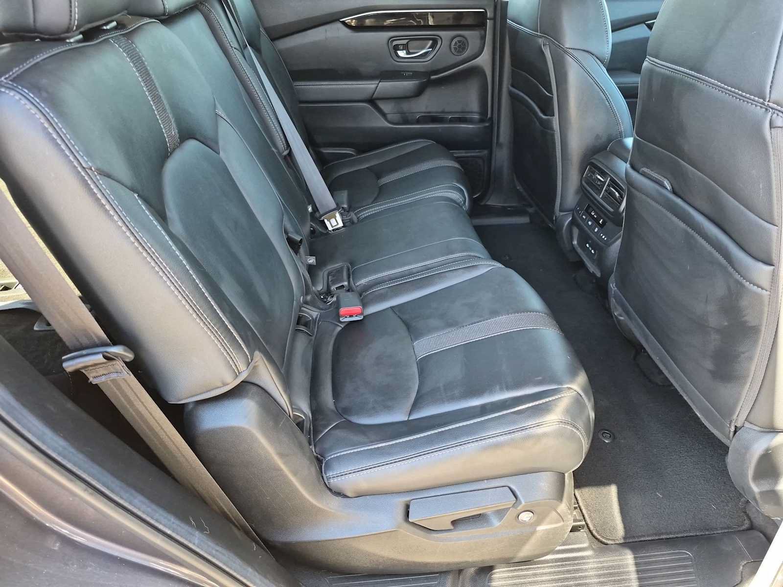 Certified 2024 Honda Pilot Touring image 20