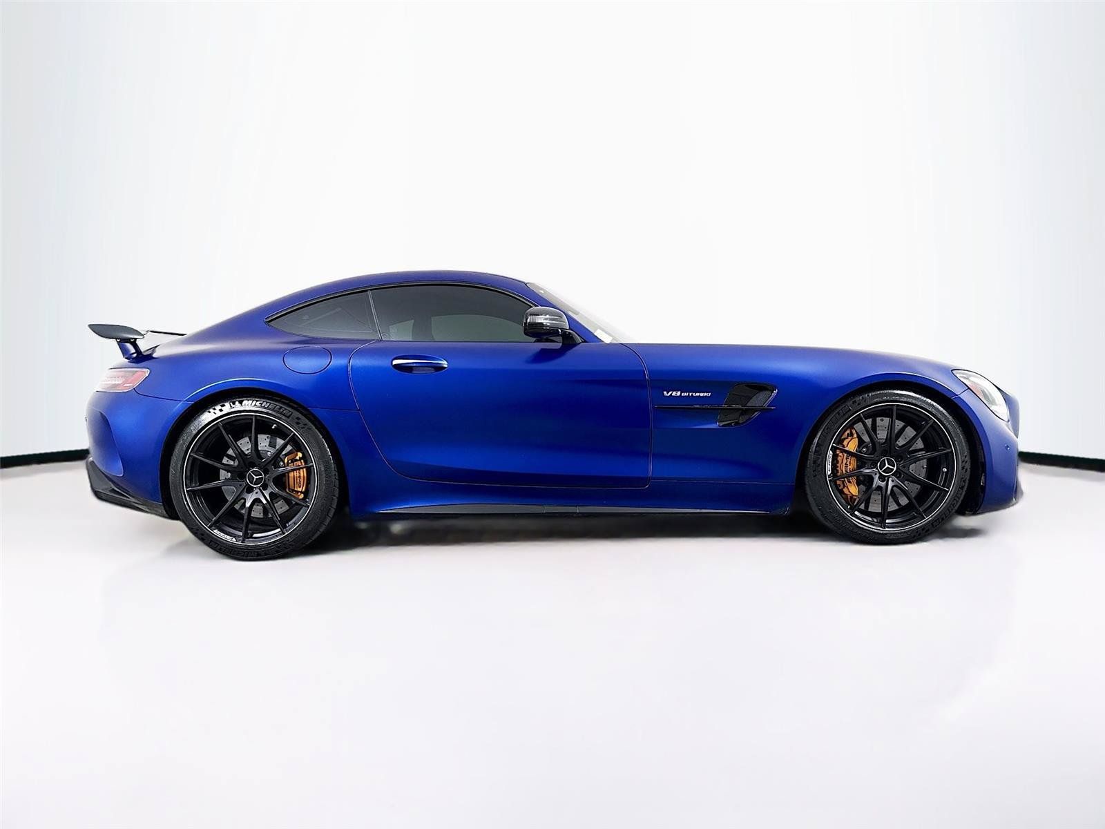 Used 2020 Mercedes-Benz AMG GT R w/ Exclusive Interior Package image 26