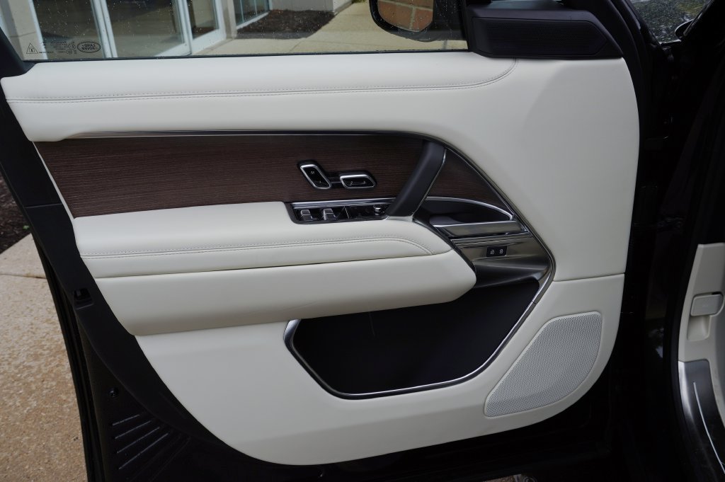 New 2026 Land Rover Range Rover SE AWD/4WD image 10