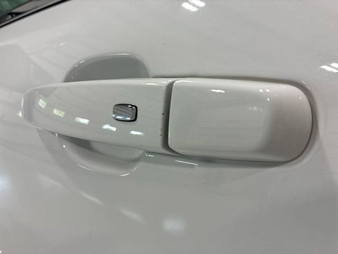 Used 2022 Chevrolet Equinox LT FWD image 12