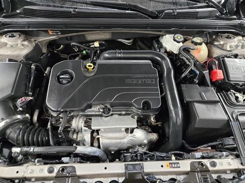 Used 2024 Chevrolet Malibu LT FWD image 31