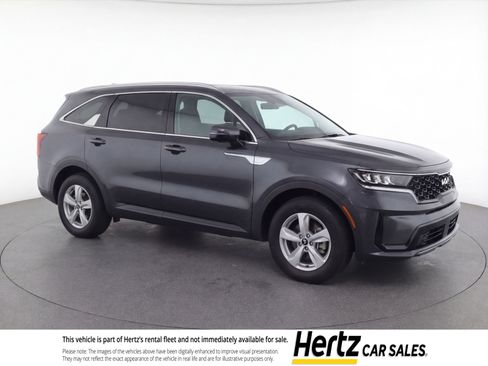 Used 2023 Kia Sorento LX image 1