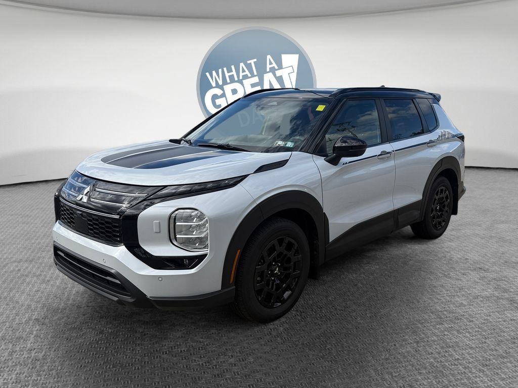 Used 2026 Mitsubishi Outlander AWD image 8