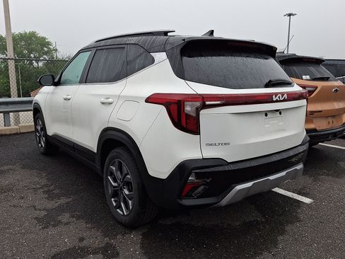 Used 2024 Kia Seltos S AWD/4WD image 3