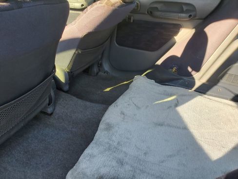 Used 1997 Toyota RAV4 2WD 4-Door image 21