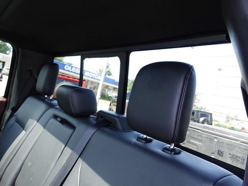 Used 2023 Ford F150 Lariat w/ Equipment Group 502A High AWD/4WD image 27