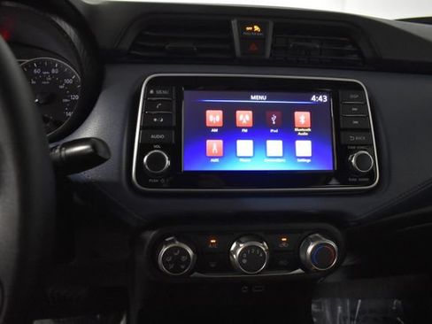 Used 2025 Nissan Versa SV w/ Trunk Package FWD image 17