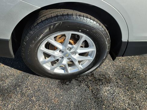 Used 2022 Chevrolet Equinox LT image 13