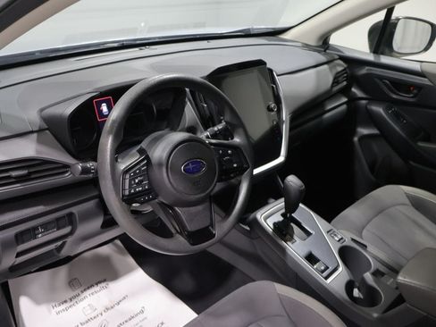 Used 2025 Subaru Crosstrek 2.5i Premium AWD/4WD image 14