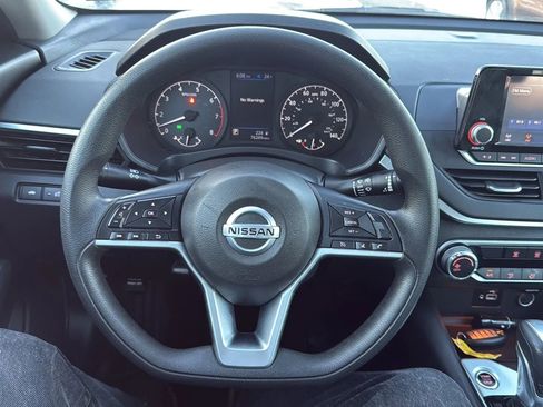 Used 2021 Nissan Altima 2.5 S FWD image 10