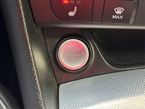 Used 2018 Audi Q3 2.0T Premium Plus image 27