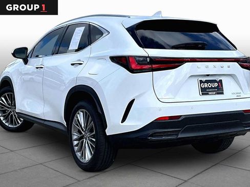 Certified 2026 Lexus NX 350 AWD w/ Accessory Package (2T) image 10