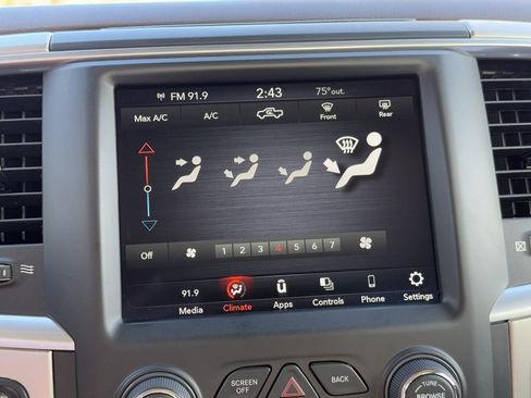 Used 2018 RAM 1500 Big Horn image 18