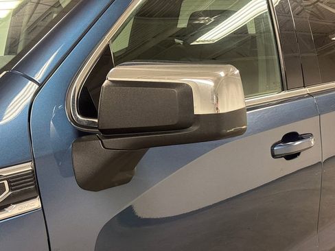 Used 2020 GMC Sierra 1500 SLE w/ SLE Value Package image 12