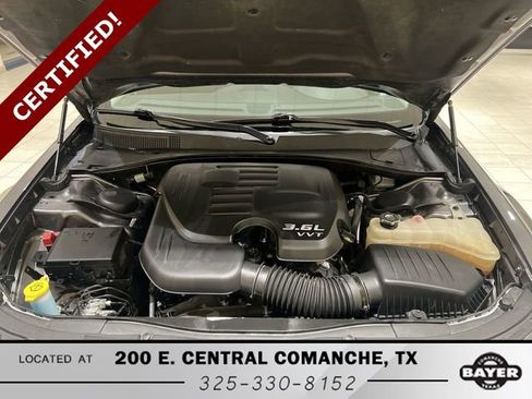 Used 2022 Chrysler 300 Touring L image 24