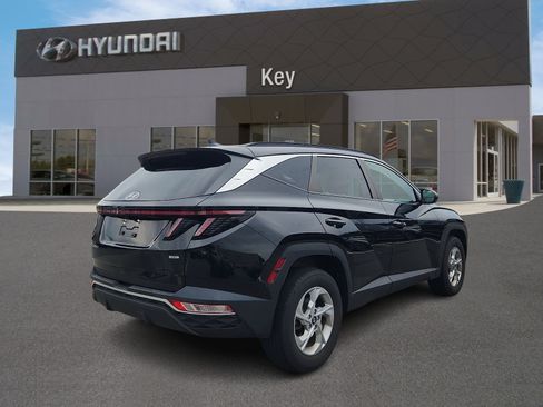 Certified 2023 Hyundai Tucson SEL AWD/4WD image 4