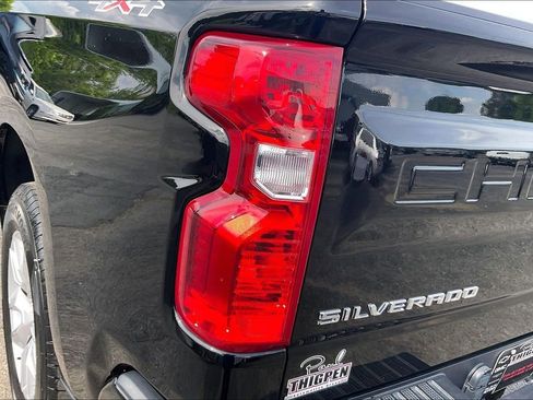 Used 2024 Chevrolet Silverado 1500 Custom AWD/4WD image 24