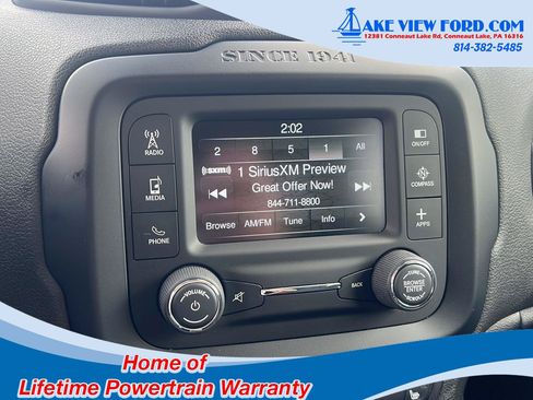 Used 2017 Jeep Renegade Latitude w/ Popular Equipment Group AWD/4WD image 36