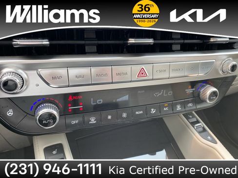 Used 2023 Kia Telluride EX w/ EX Captain's Chair Package AWD/4WD image 25