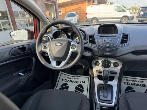 Used 2019 Ford Fiesta SE FWD image 35
