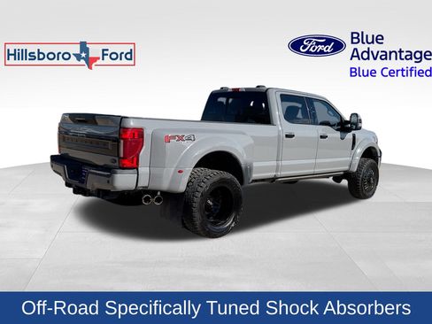 Certified 2022 Ford F450 Platinum w/ FX4 Off-Road Package image 7