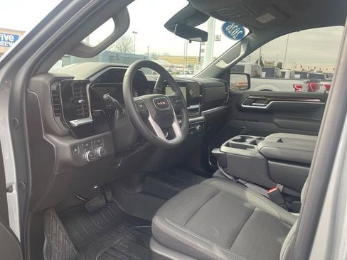 Used 2026 GMC Sierra 1500 Elevation w/ Elevation Select Package image 6
