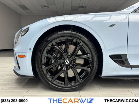 Used 2024 Bentley Continental GT V8 image 9