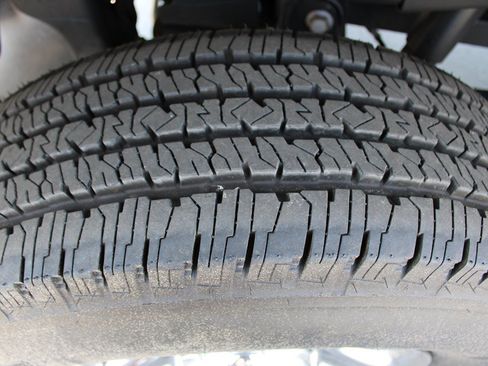 Used 2024 RAM 2500 Tradesman w/ Chrome Appearance Group AWD/4WD image 31