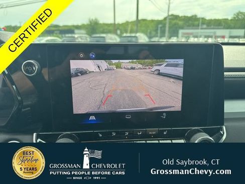 Used 2023 Chevrolet Colorado LT w/ LT Convenience Package III AWD/4WD image 3