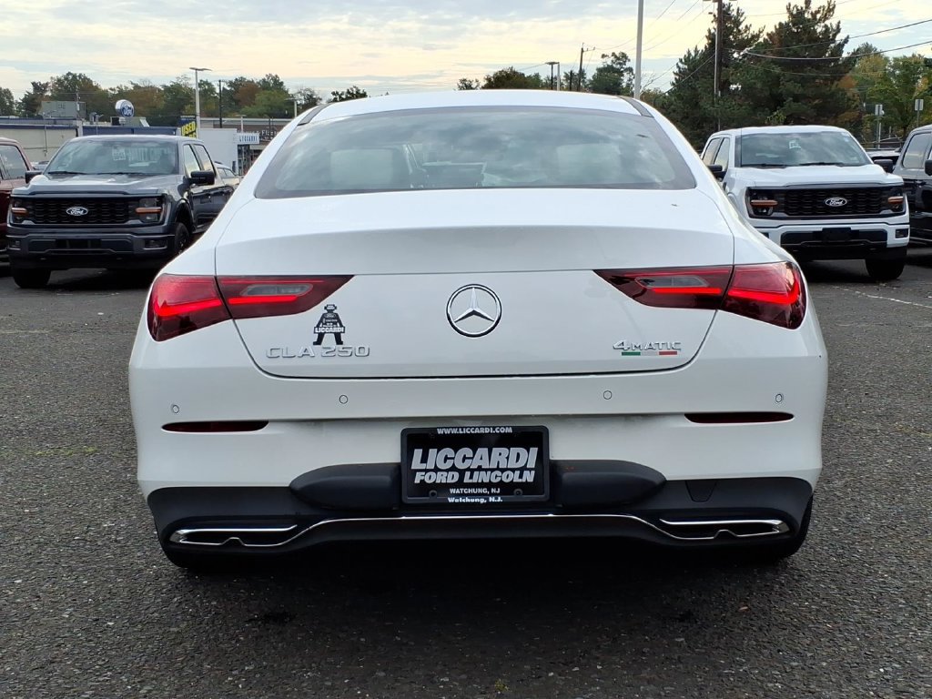 Used 2024 Mercedes-Benz CLA 250 4MATIC image 5