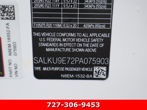 Used 2023 Land Rover Range Rover SV AWD/4WD image 30