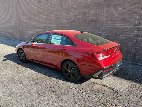 New 2026 Hyundai Elantra SEL Sport Premium FWD image 3